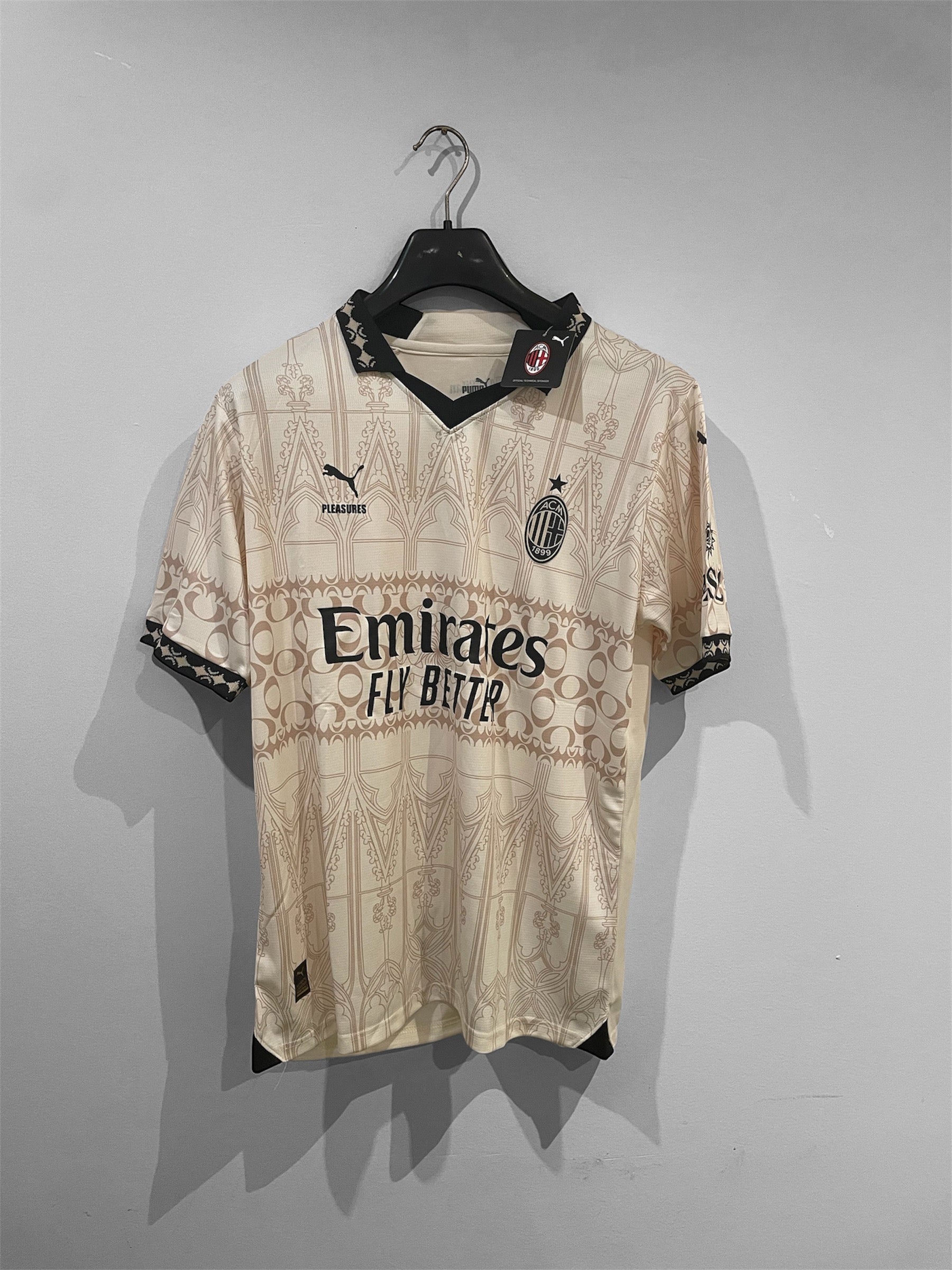dres  AC Milan x Pleasures 2023/24