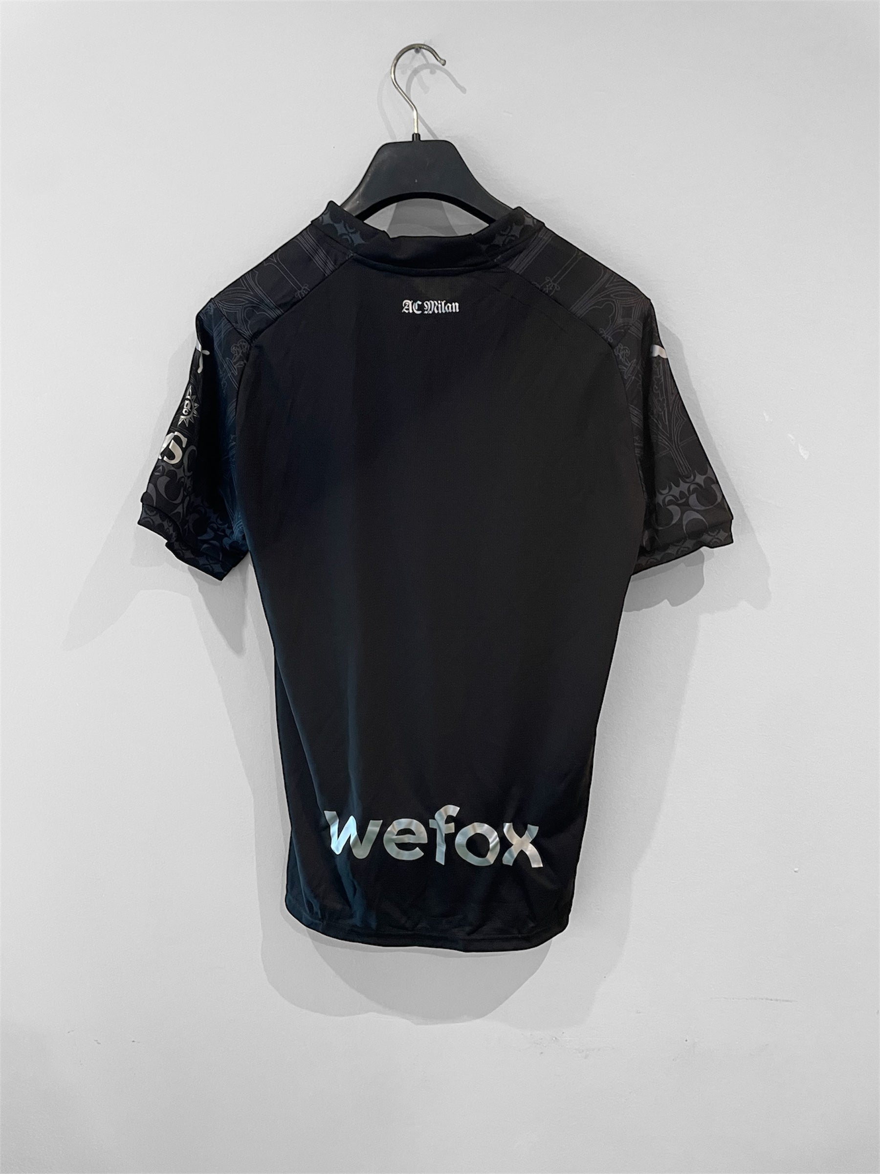 dres  AC Milán x Pleasures 2023/24